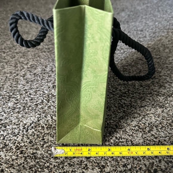 Brand New Mini Gucci Wallet Gift Bag - Picture 2 of 4